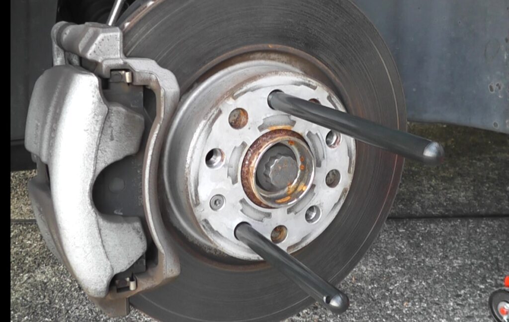 マウンテイル 輸入車タイヤ交換用ガイドバー