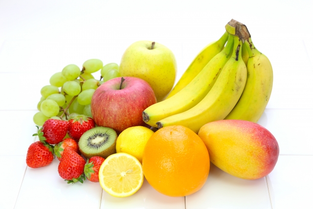 輸入果物には食品添加物として農薬と同成分の防カビ剤が使用されている